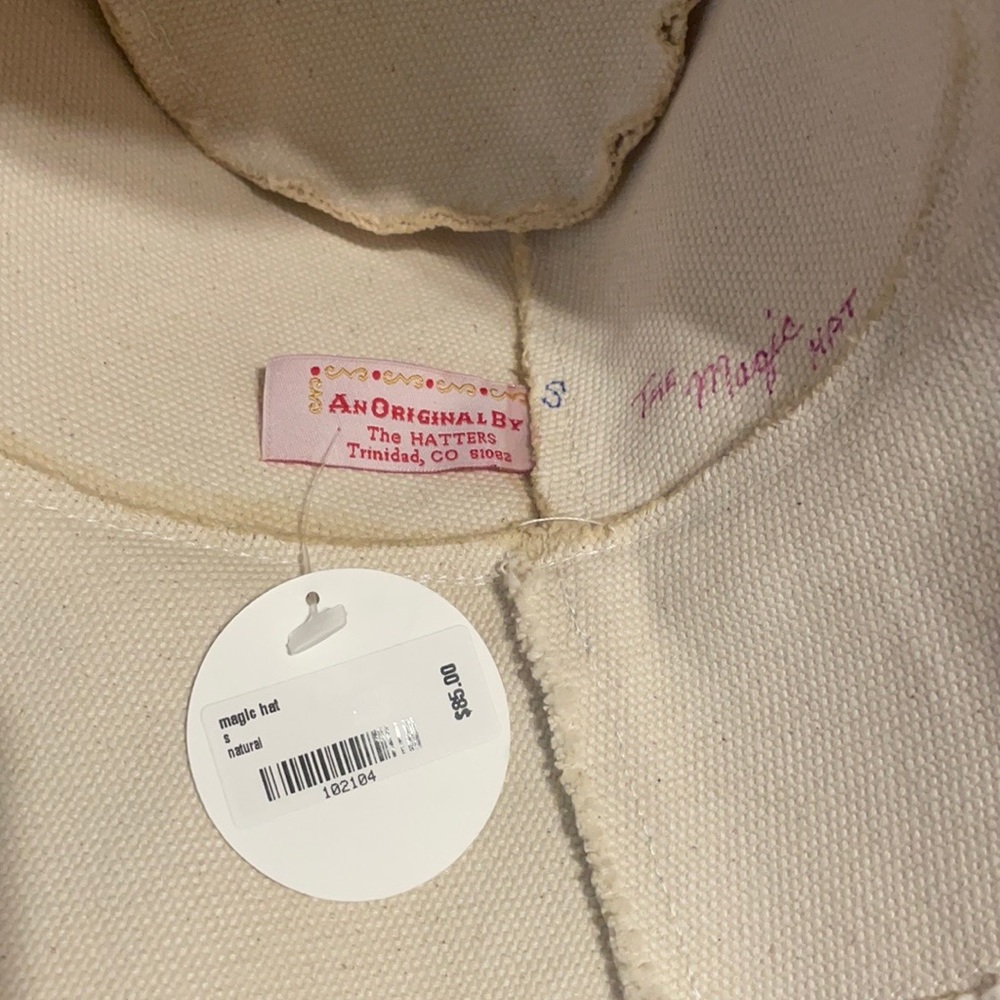 NWT Magic Hat-The Hatters, sold by Malia Mills - Picture 4 of 9